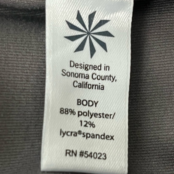 ATHLETA Women's Light & Dark Gray Colored Cloud Design Leggings (Large) - Picture 6 of 6